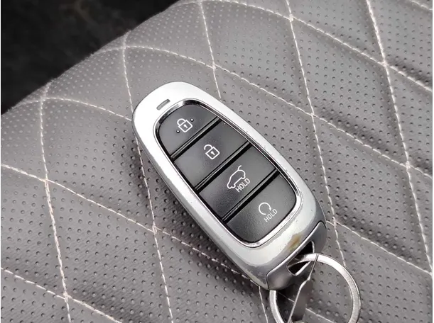 Car image 34