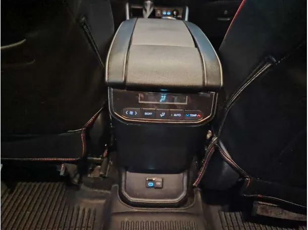 Car image 39