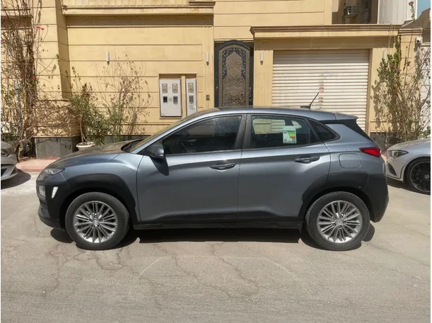 Car image 8