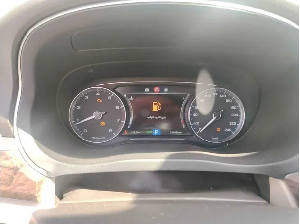 Car image 30