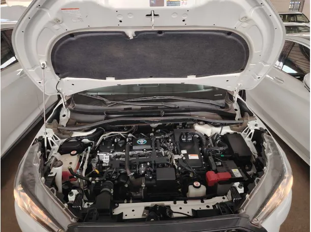 Car image 30