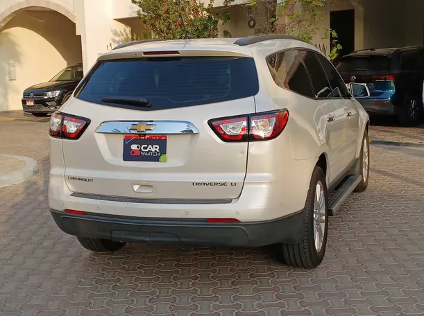 Car image 5