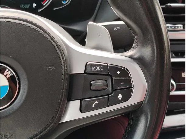 Car image 35