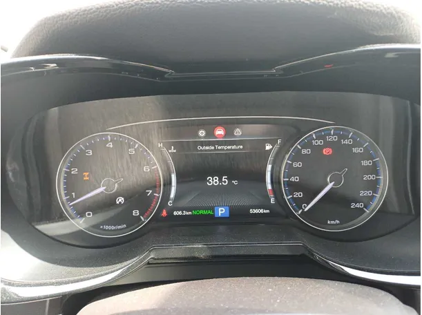 Car image 18