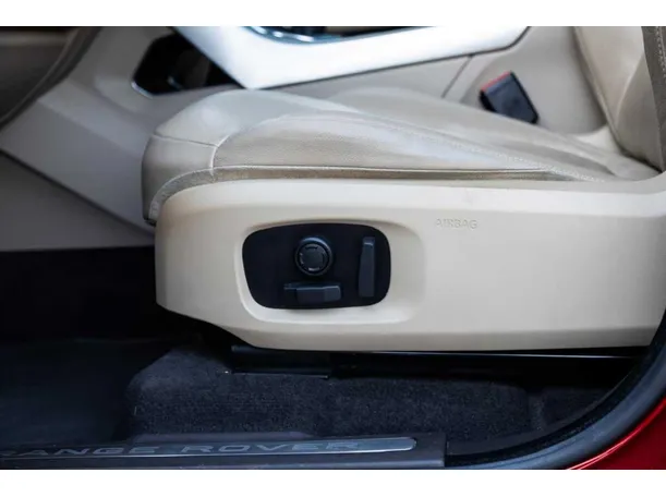 Car image 25