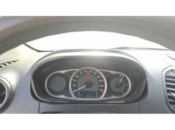 Car image 18