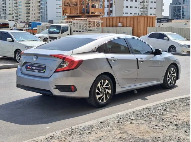 Car image 7
