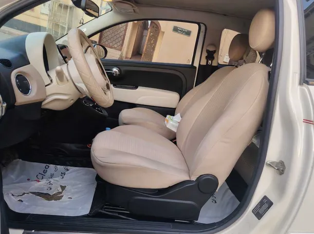Car image 13