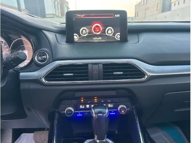 Car image 16