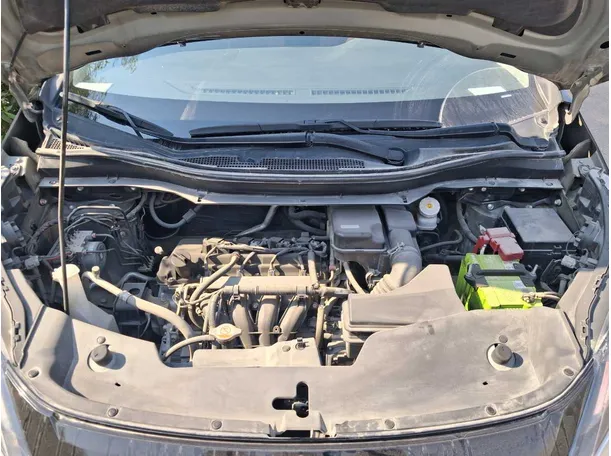 Car image 23