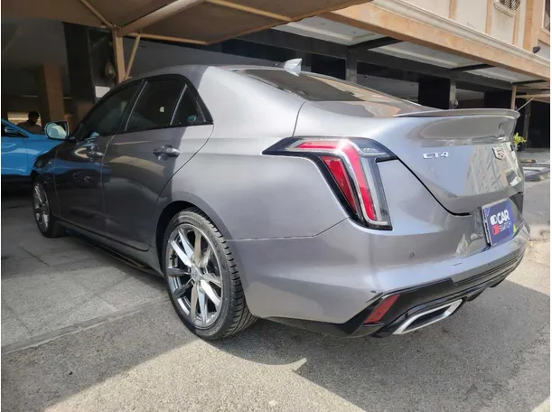 Car image 8