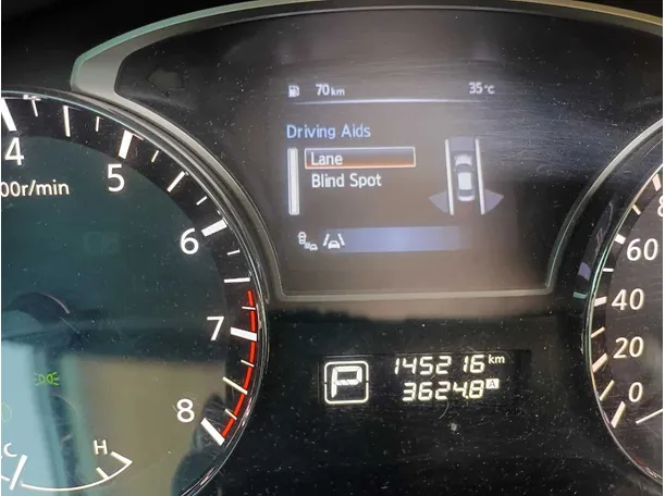 Car image 22