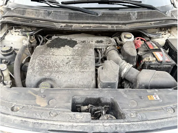 Car image 28
