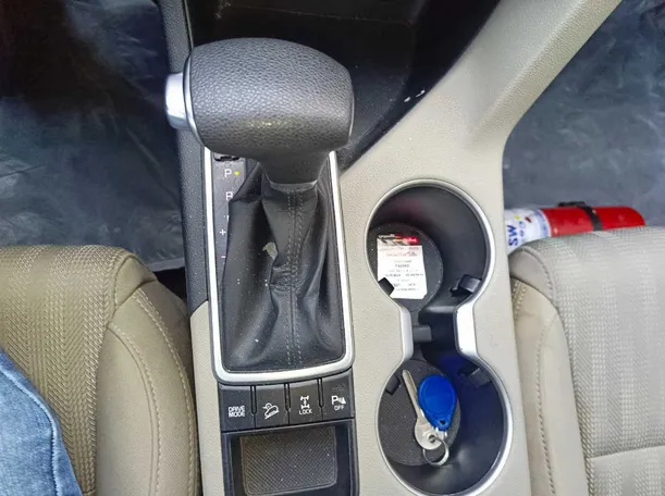 Car image 20
