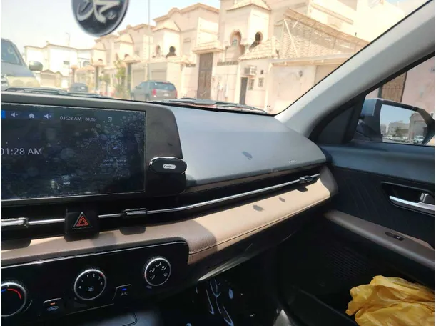 Car image 37