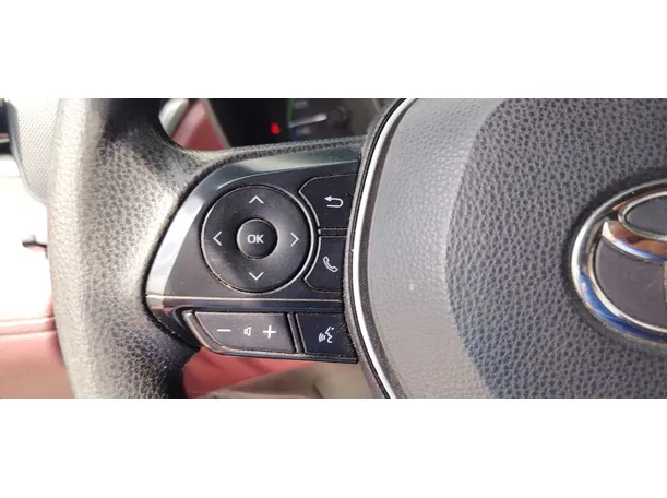 Car image 23