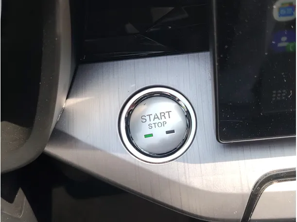 Car image 29