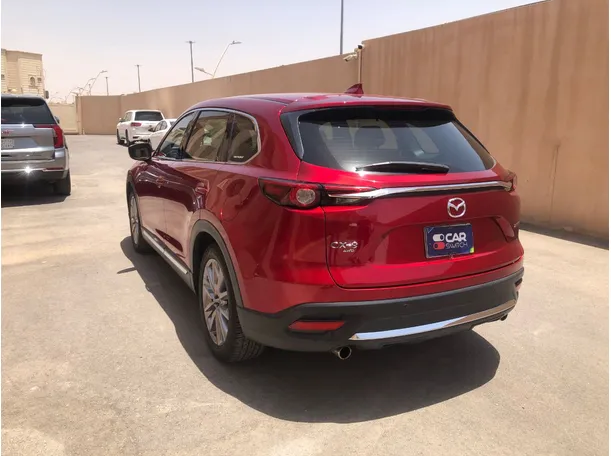 Car image 7