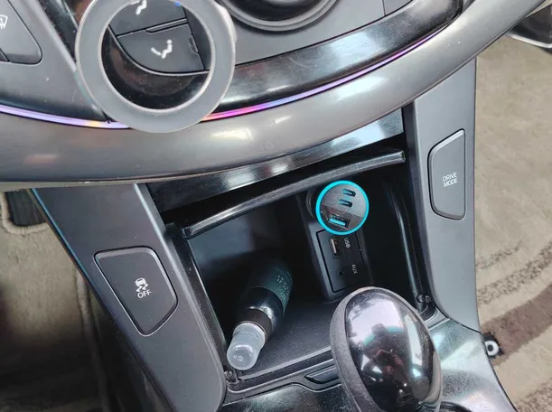 Car image 22