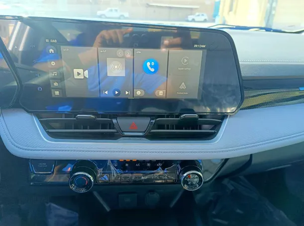 Car image 23