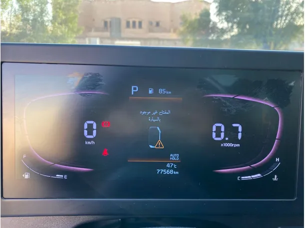 Car image 19