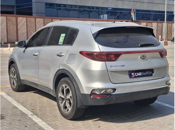 Car image 7