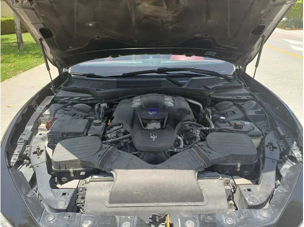Car image 26