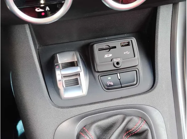 Car image 24