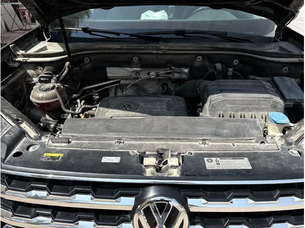 Car image 29