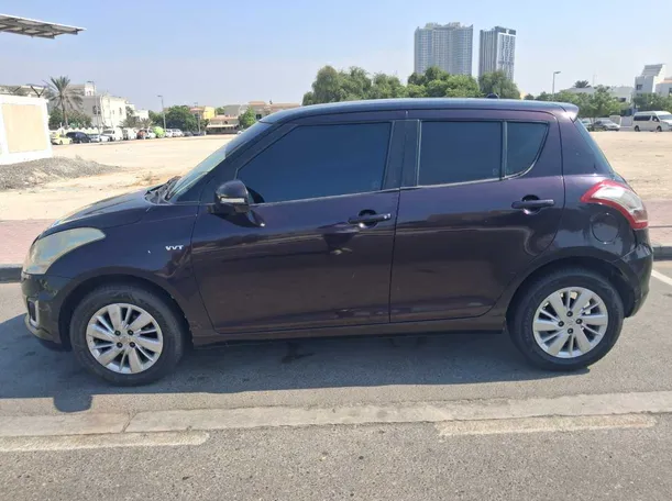 Car image 8
