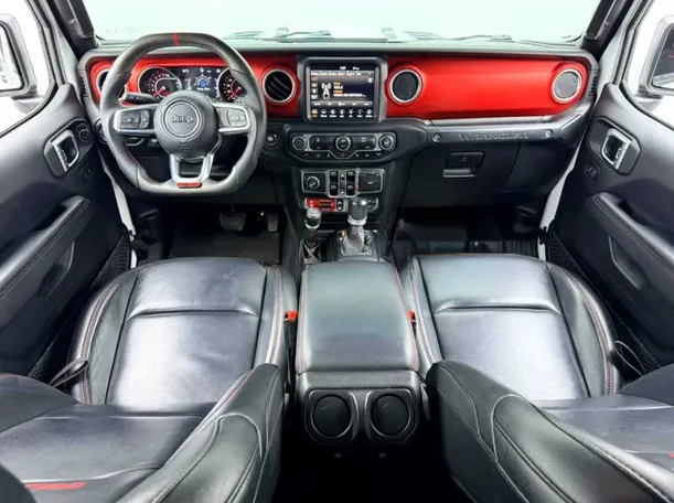 Car image 15