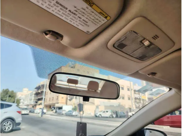 Car image 30