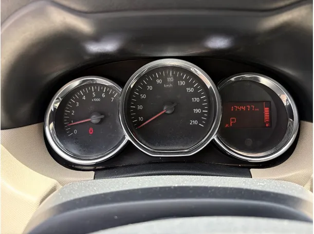 Car image 23