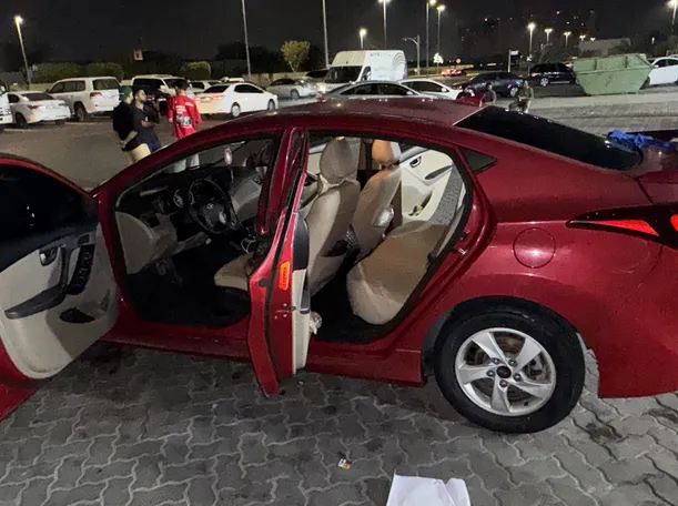Car image 6