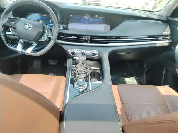 Car image 22