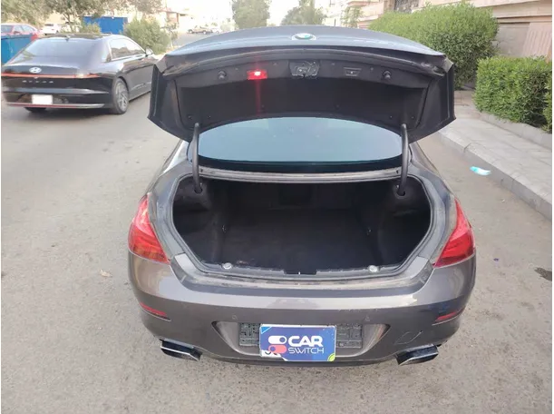 Car image 23
