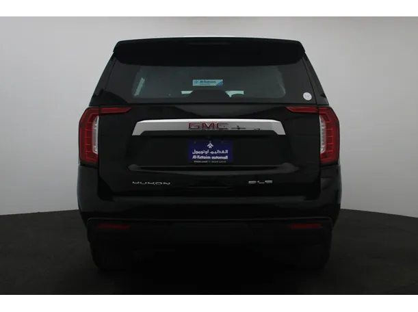 Car image 12