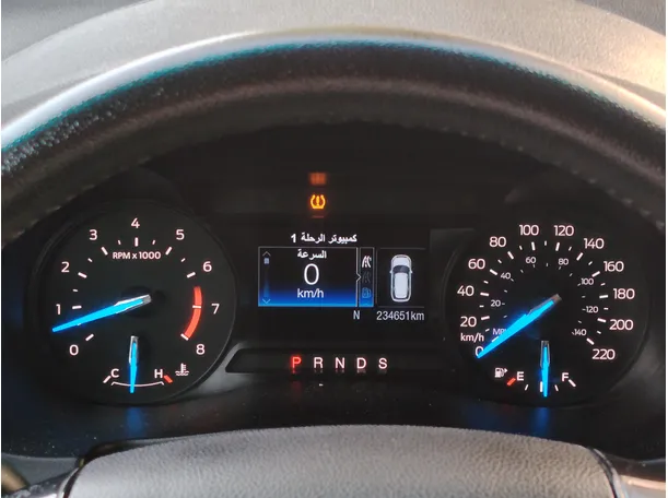 Car image 25