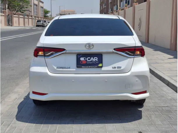 Car image 6