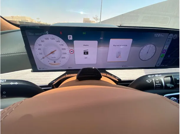 Car image 23