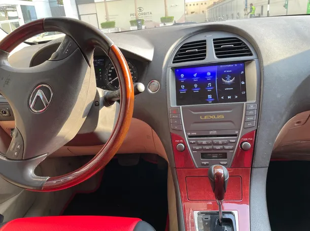 Car image 7
