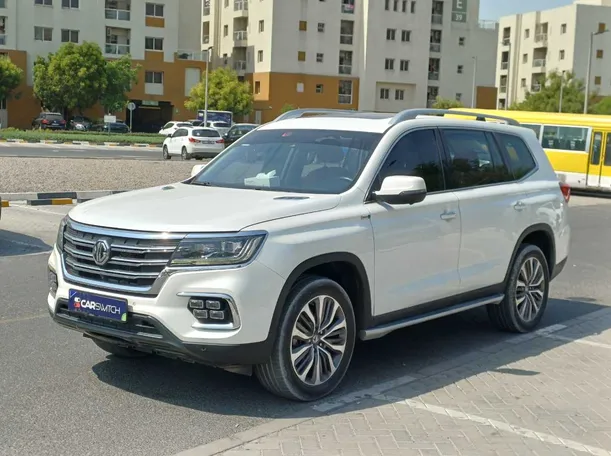 2022 ام جي RX8 في دبي