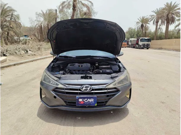 Car image 30