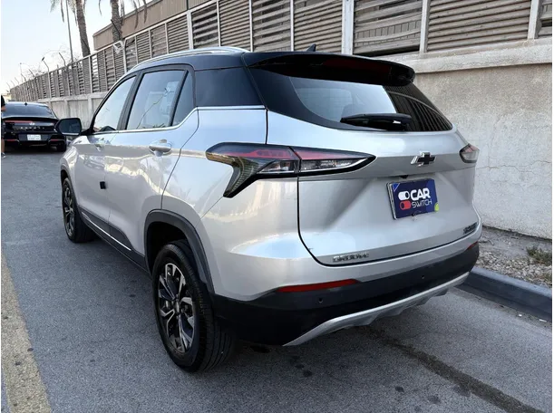 Car image 7