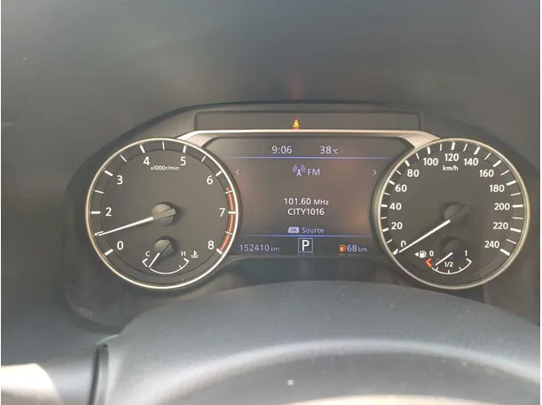Car image 20