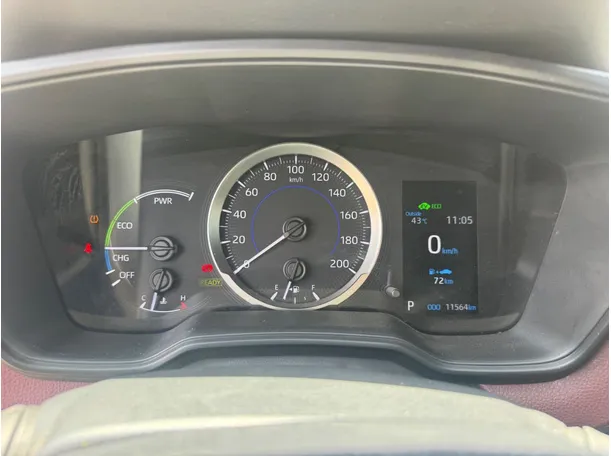 Car image 18
