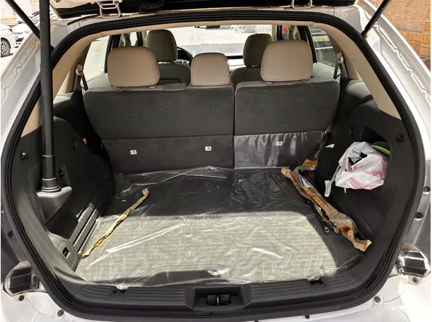 Car image 23