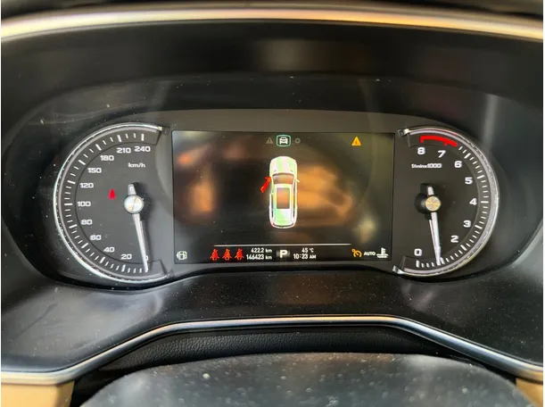 Car image 21