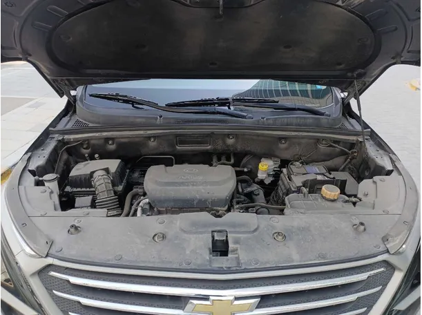 Car image 21
