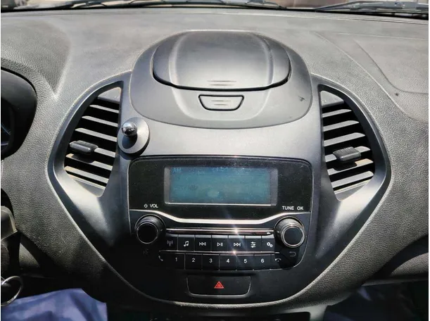 Car image 23